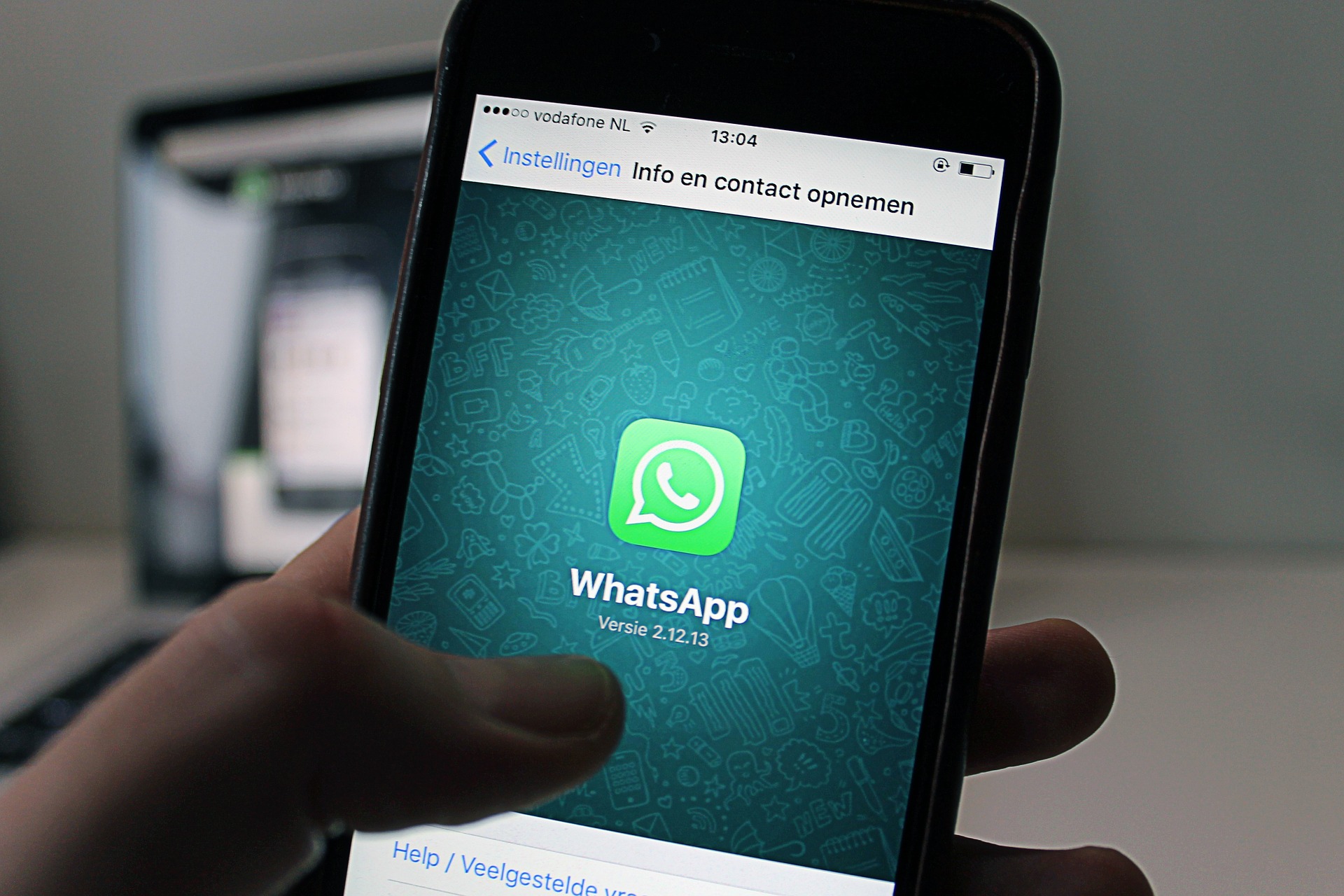 Dicas de Etiqueta para usar o Whatsapp Comercial