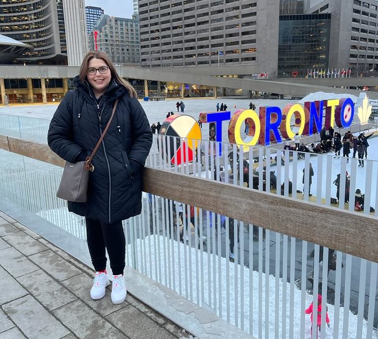 Intercâmbio no Canadá - Nathan Philips Square, em Toronto